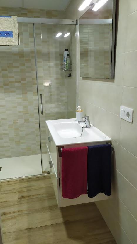 Coqueto Apartamento Con Terraza En La Playa Roquetas de Mar Luaran gambar