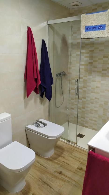 Coqueto Apartamento Con Terraza En La Playa Roquetas de Mar Luaran gambar