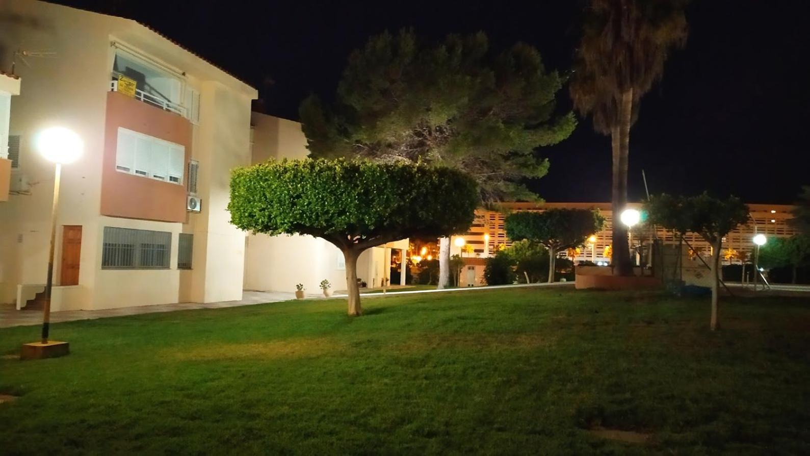 Coqueto Apartamento Con Terraza En La Playa Roquetas de Mar Luaran gambar
